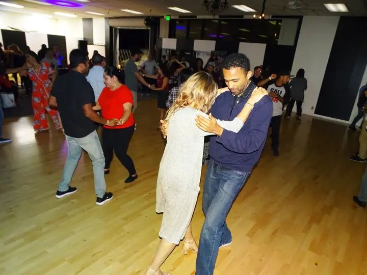 Melomano April 2019 Bachata Social gallery photo