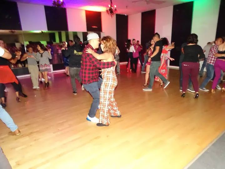Melomano April 2019 Bachata Social gallery photo