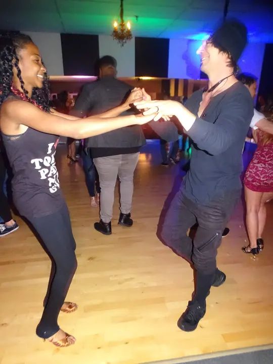 Melomano April 2019 Bachata Social gallery photo