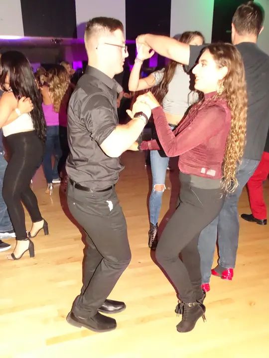 Melomano April 2019 Bachata Social gallery photo