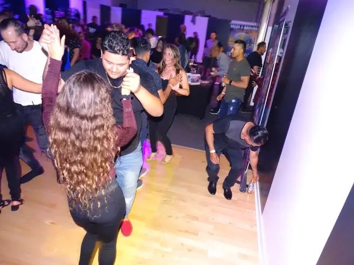 Melomano April 2019 Bachata Social gallery photo