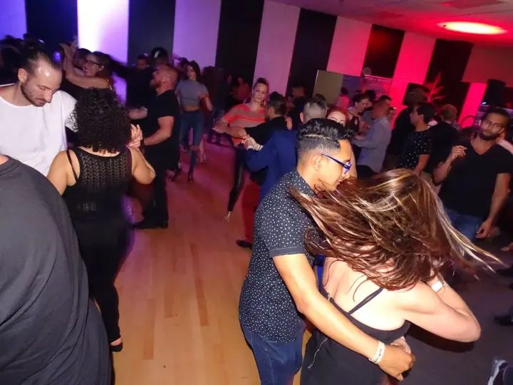 Melomano April 2019 Bachata Social gallery photo