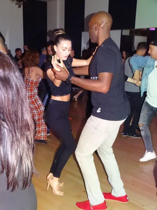 Melomano April 2019 Bachata Social gallery photo