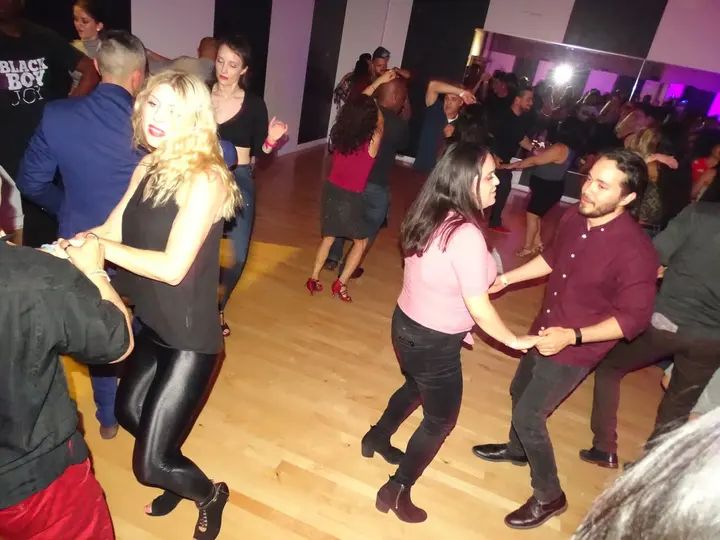 Melomano April 2019 Bachata Social gallery photo