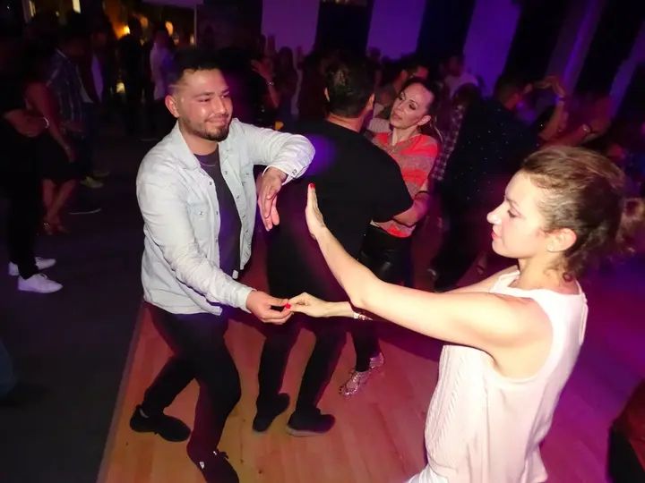 Melomano April 2019 Bachata Social gallery photo