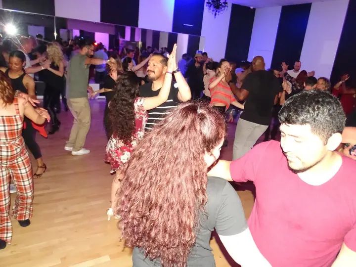 Melomano April 2019 Bachata Social gallery photo