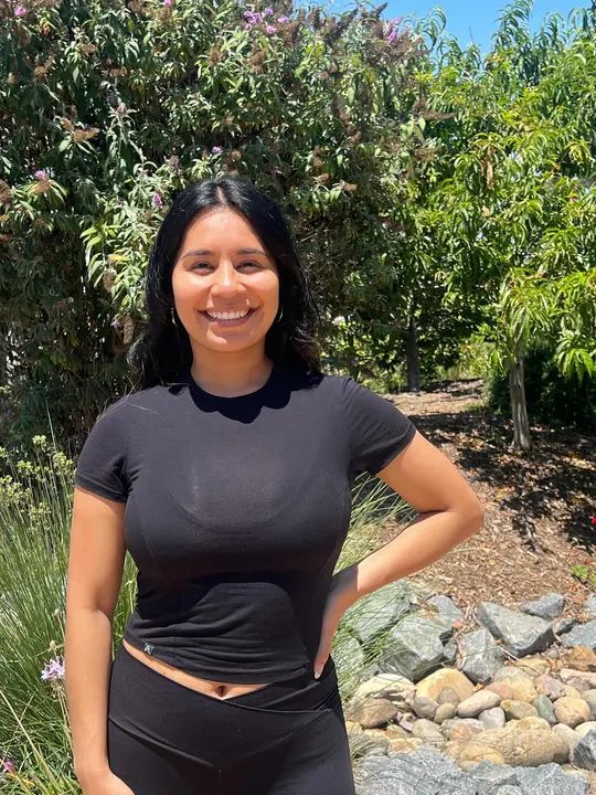Get to know our dream team! 💕 Our dream team are the friendly faces that welcome you at check in 😃💃🏻🕺🏻 Meet Magaly! @magalyy_mags In addition to dance Magaly enjoys w