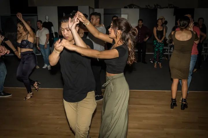 Melomano Bachata Social 6-14-19 gallery photo