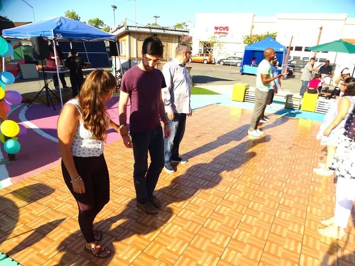 Salsa Sabado Kick-Off gallery photo