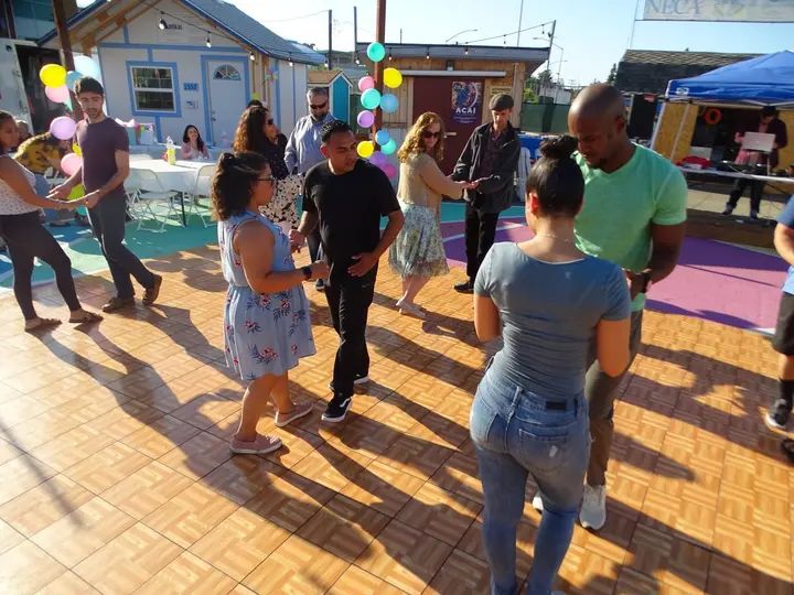 Salsa Sabado Kick-Off gallery photo