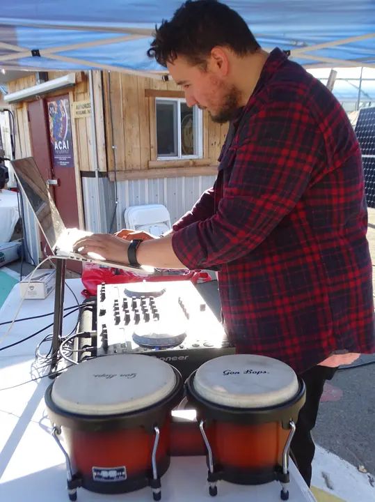 Salsa Sabado Kick-Off gallery photo