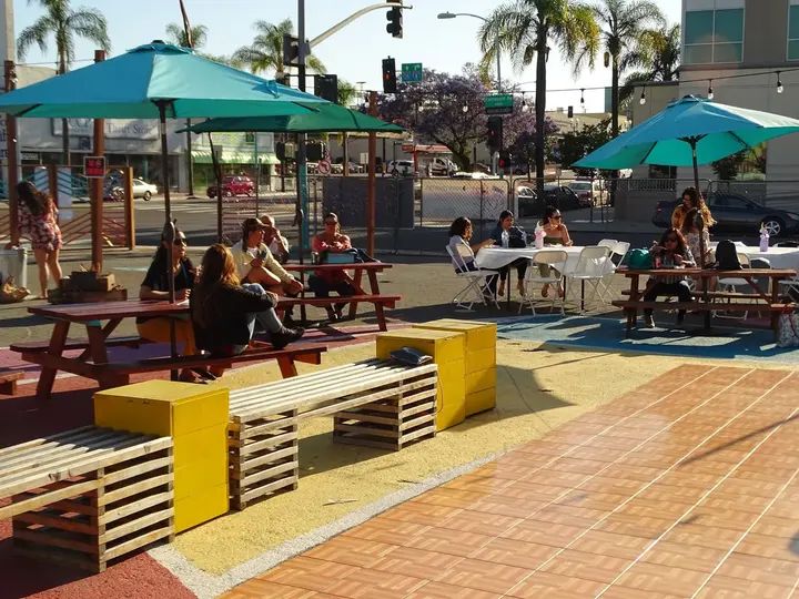 Salsa Sabado Kick-Off gallery photo