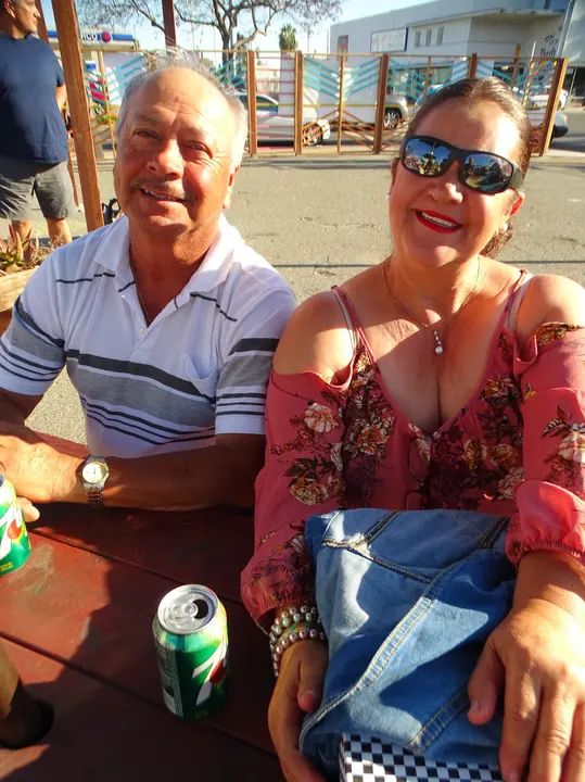Salsa Sabado Kick-Off gallery photo