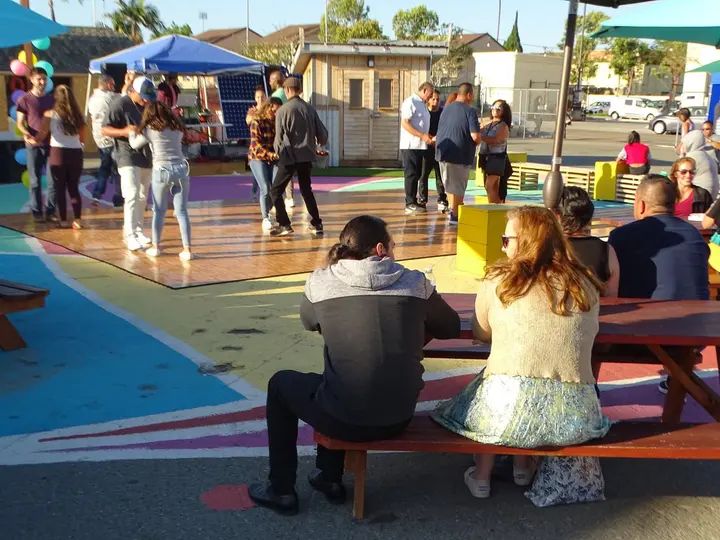 Salsa Sabado Kick-Off gallery photo