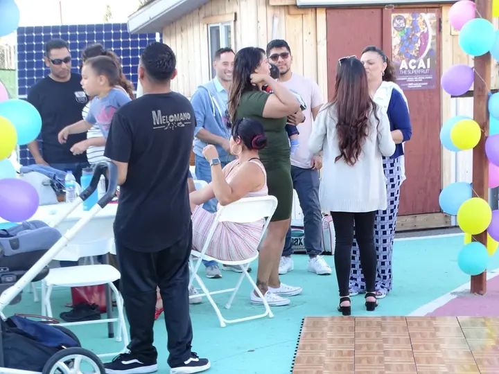 Salsa Sabado Kick-Off gallery photo