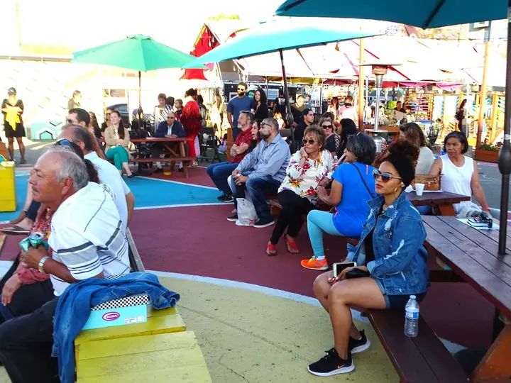 Salsa Sabado Kick-Off gallery photo