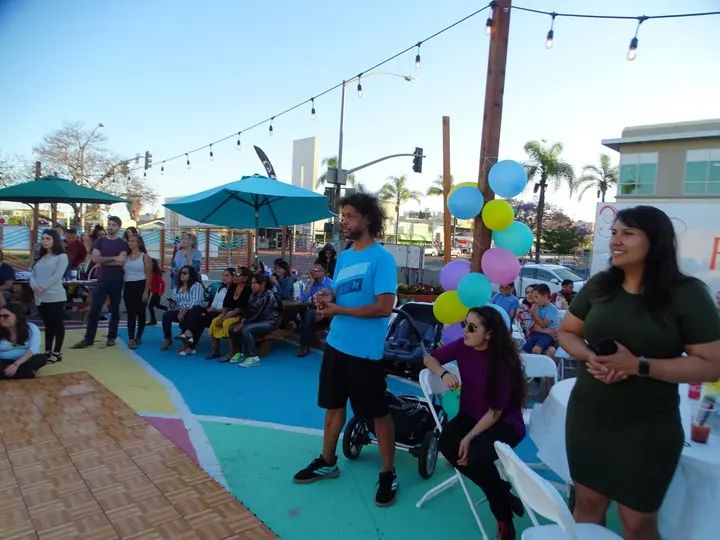 Salsa Sabado Kick-Off gallery photo