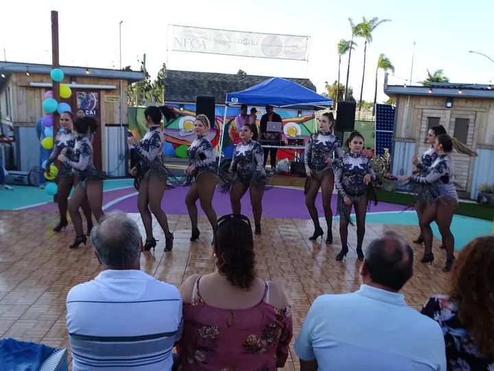 Salsa Sabado Kick-Off gallery photo