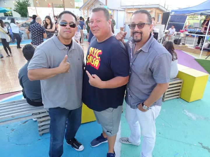 Salsa Sabado Kick-Off gallery photo