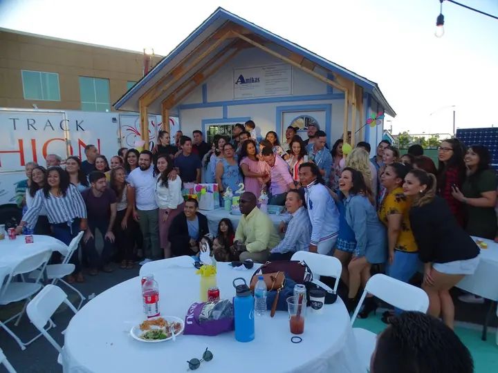 Salsa Sabado Kick-Off gallery photo