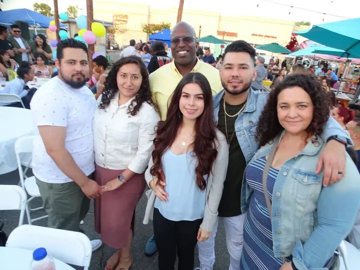 Salsa Sabado Kick-Off gallery photo