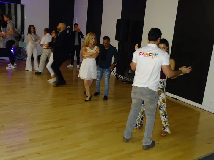 Melómano Winter White Affair Debut Night 2018 gallery photo