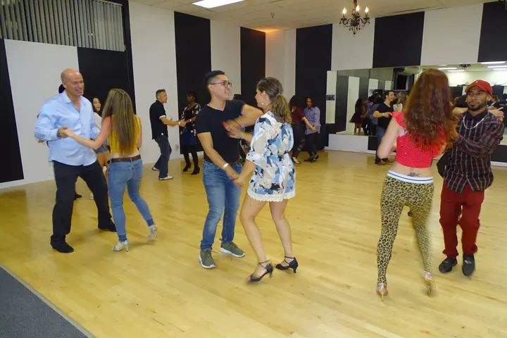 August 2019 Bachata Social gallery photo