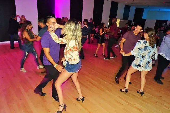 August 2019 Bachata Social gallery photo