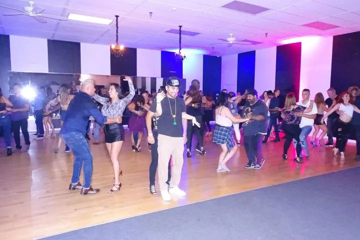 August 2019 Bachata Social gallery photo