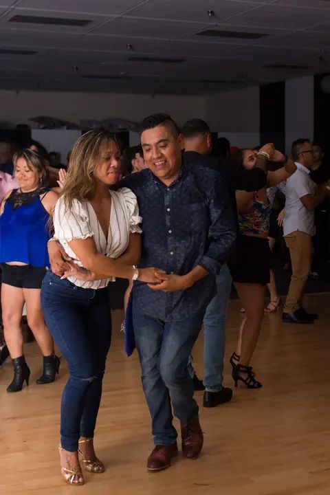 Melómano August Romantica Social gallery photo
