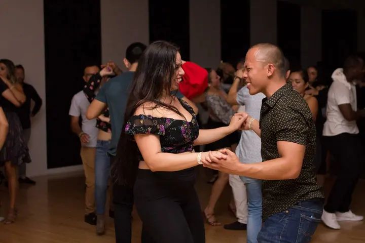 Melómano August Romantica Social gallery photo