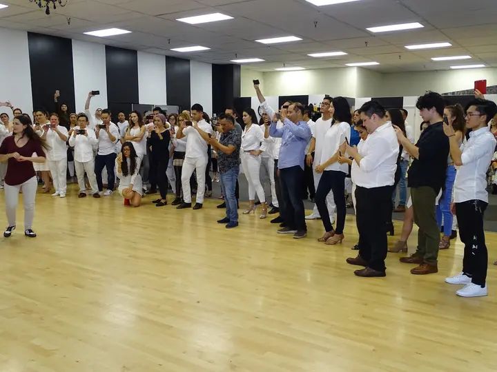 December 2019 Melomano Winter White Debut gallery photo
