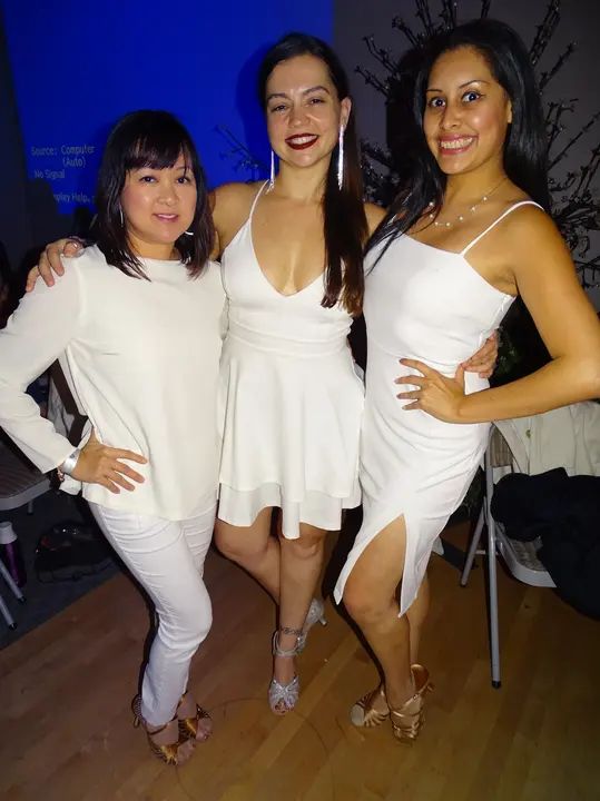 December 2019 Melomano Winter White Debut gallery photo