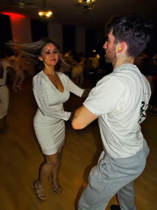 December 2019 Melomano Winter White Debut gallery photo