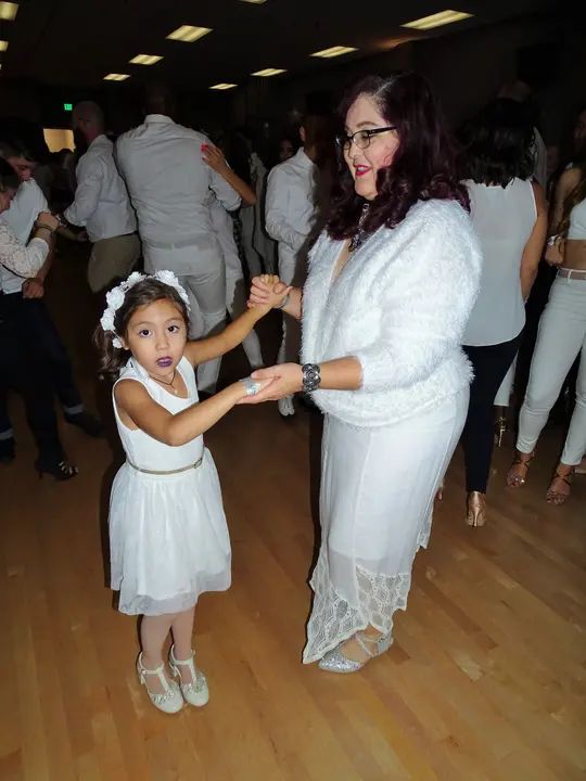December 2019 Melomano Winter White Debut gallery photo