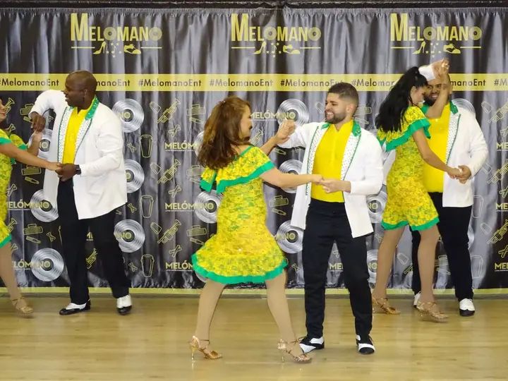 December 2019 Melomano Winter White Debut gallery photo