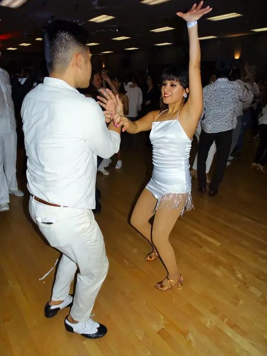 December 2019 Melomano Winter White Debut gallery photo