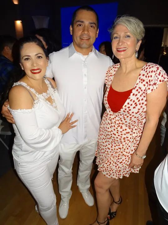 December 2019 Melomano Winter White Debut gallery photo
