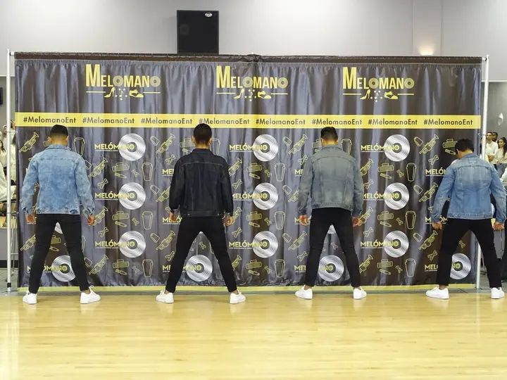 December 2019 Melomano Winter White Debut gallery photo