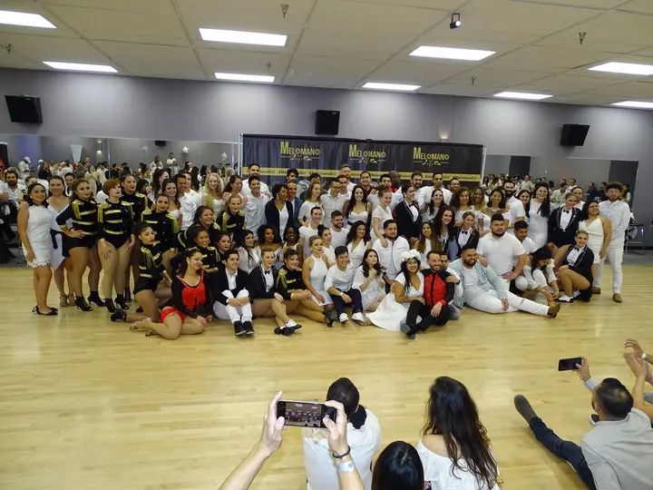 December 2019 Melomano Winter White Debut gallery photo