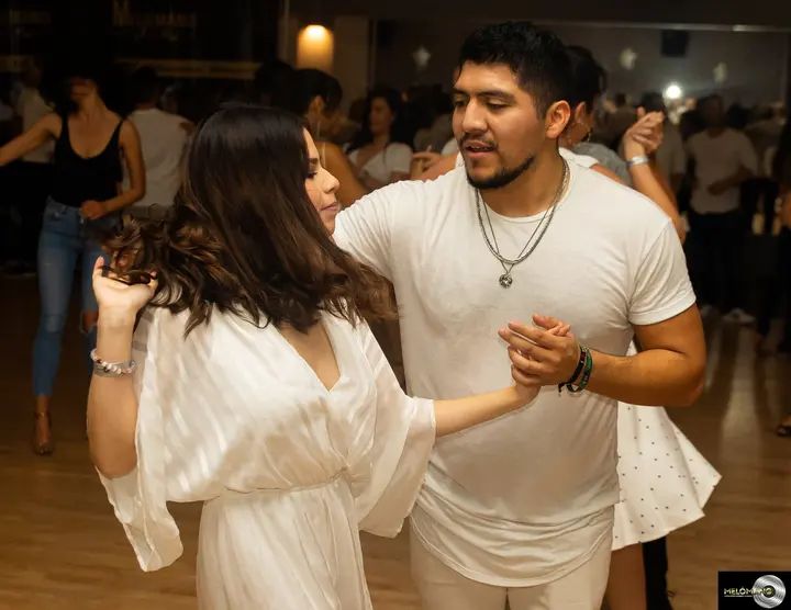 December 2019 Melomano Winter White Debut gallery photo