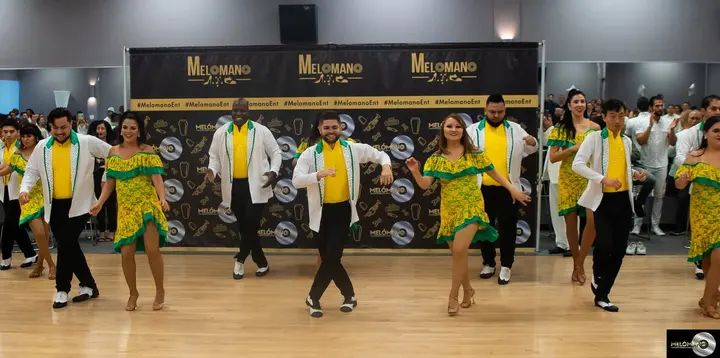 December 2019 Melomano Winter White Debut gallery photo