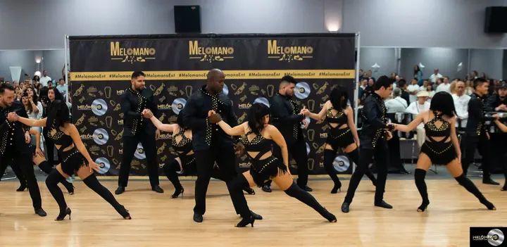 December 2019 Melomano Winter White Debut gallery photo