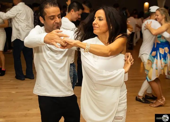 December 2019 Melomano Winter White Debut gallery photo