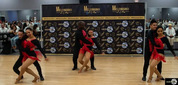 December 2019 Melomano Winter White Debut gallery photo