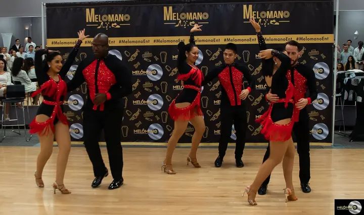 December 2019 Melomano Winter White Debut gallery photo