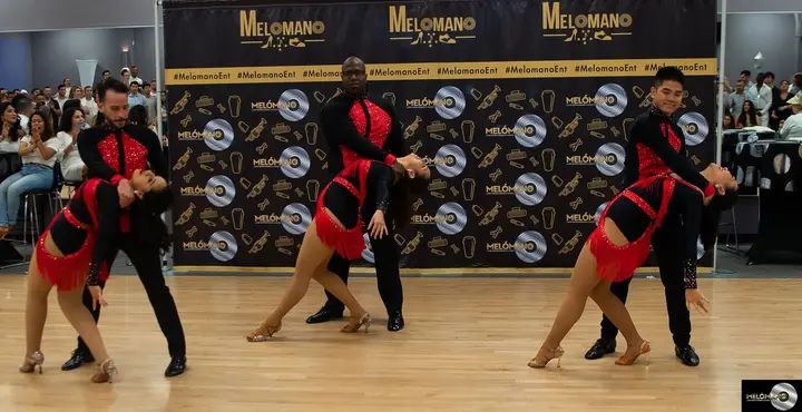 December 2019 Melomano Winter White Debut gallery photo