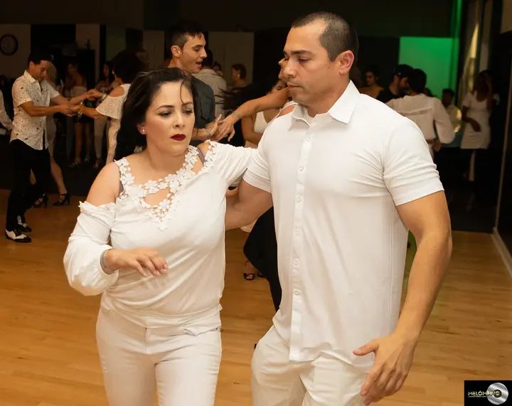 December 2019 Melomano Winter White Debut gallery photo