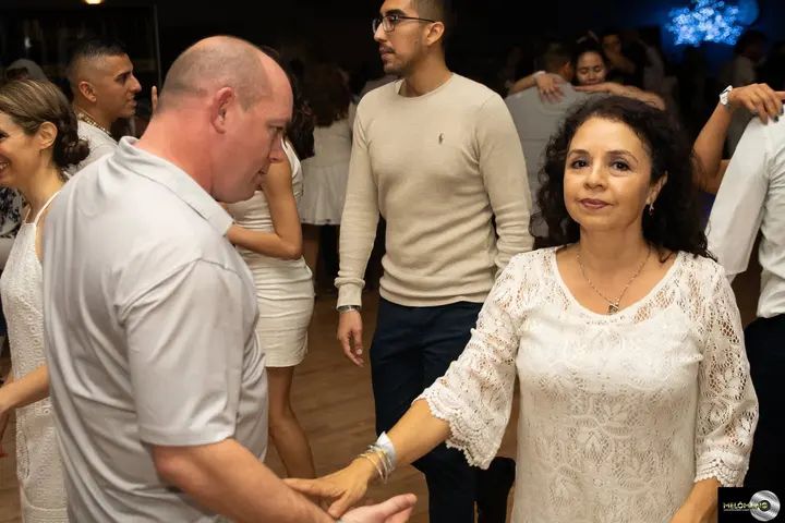 December 2019 Melomano Winter White Debut gallery photo