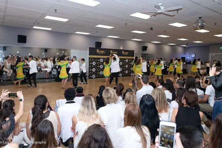 Thank you Leo Ignacio for these awesome shots of our Winter White Debut!!! They look amazing 🥰🥰🥰 If anyone wants to join our dance family, we just started a new season. Me